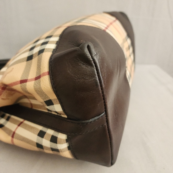 BURBERRY Haymarket Check Hepburn Tote Bag - Picture 9 of 16